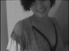 Vivian TayLor xxx hậu môn liếm mông và được âm hộ của cô fucked.