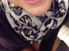Ale CrIs CrStal cưỡi người yêu của xxx video bo chong mình trên vòi nước của người lái xe.